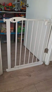 Reja de seguridad Bebé Puertas o Escaleras 65 a 74cm